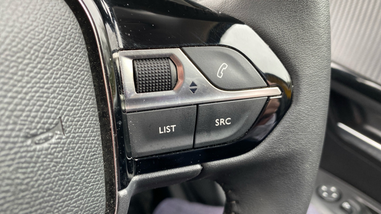 Peugeot 208 1.2 PureTech 100 Allure Premium + 5dr Petrol Hatchback